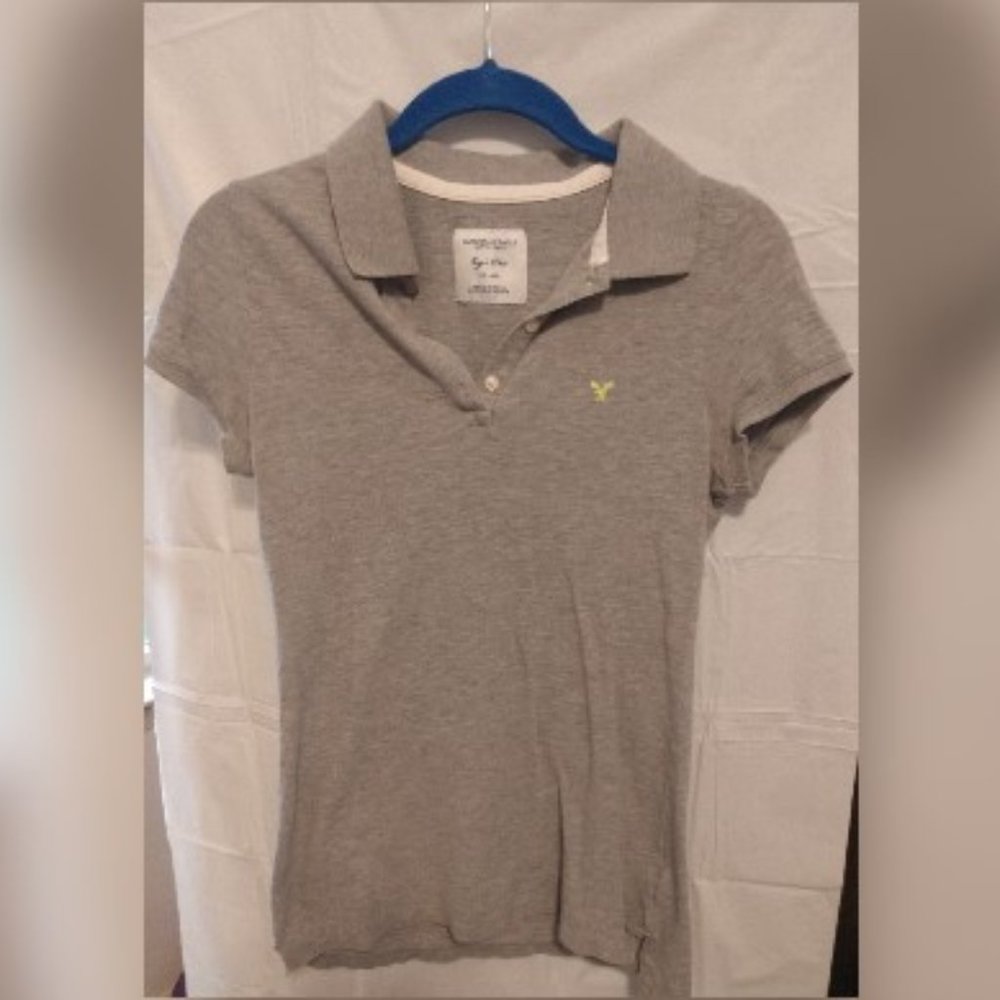 American Eagle polo